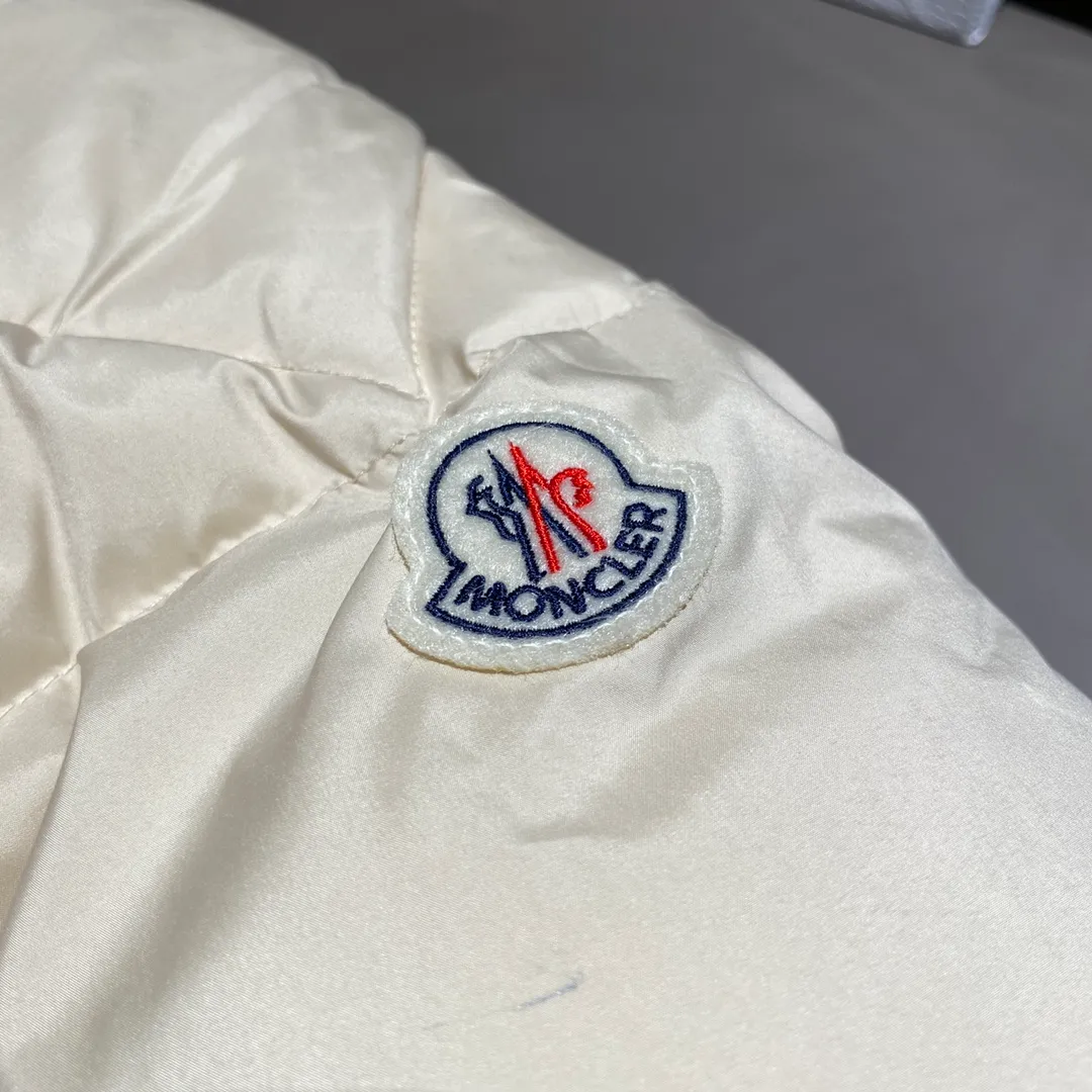 Moncler Black/ 12345
